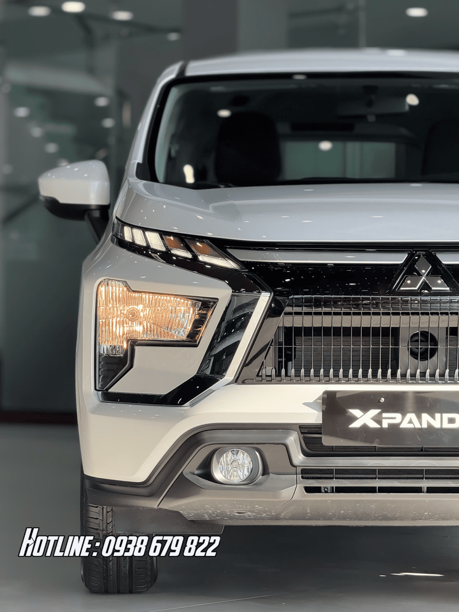 Cụm đèn mới hiện đại trên Mitsubishi Xpander MT số sàn 2026 Màu Trắng